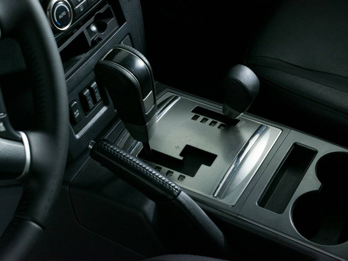 Митсубиши Паджеро б/у, 2013, Автоматическая. Фото: #14