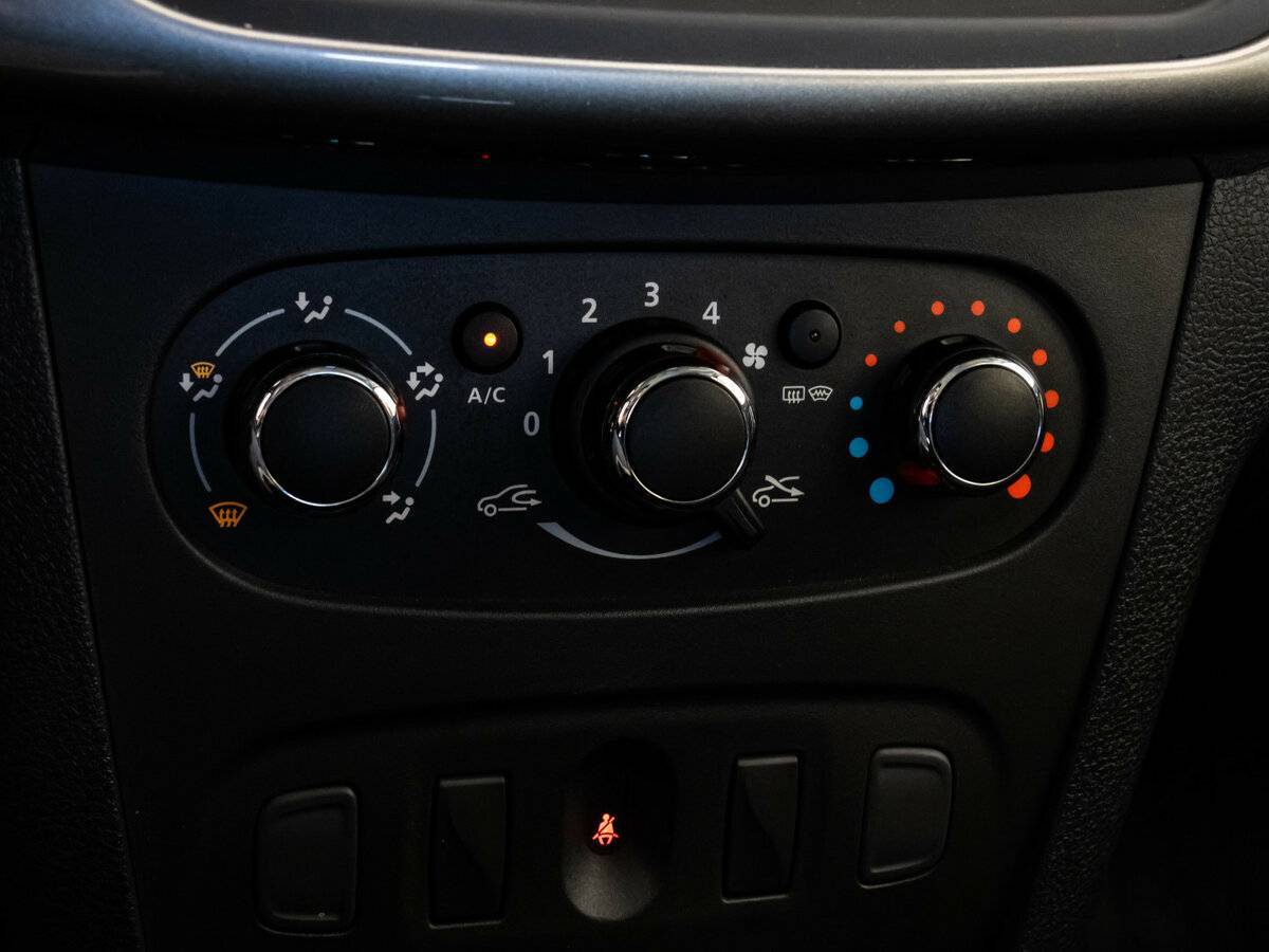 Рено Сандеро б/у, 2022, Механическая. Фото: #12