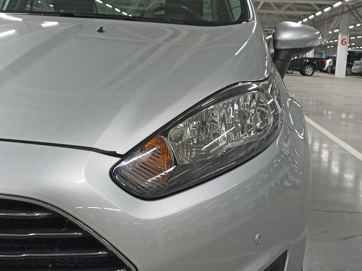 Форд Фиеста б/у, 2015, Роботизированная. Фото: #15