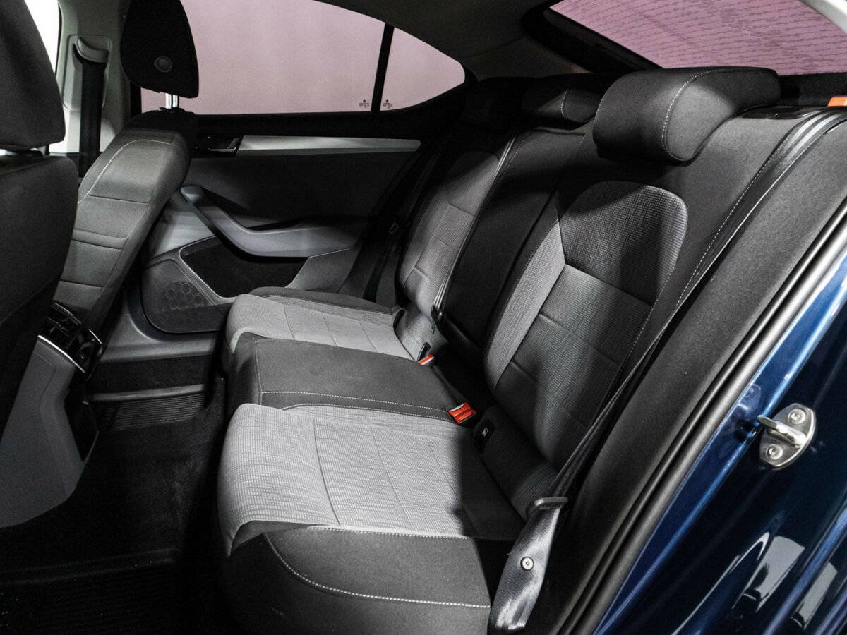 Шкода Суперб б/у, 2015, Роботизированная. Фото: #9