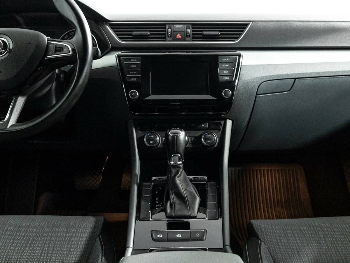 Шкода Суперб б/у, 2015, Роботизированная. Фото: #13