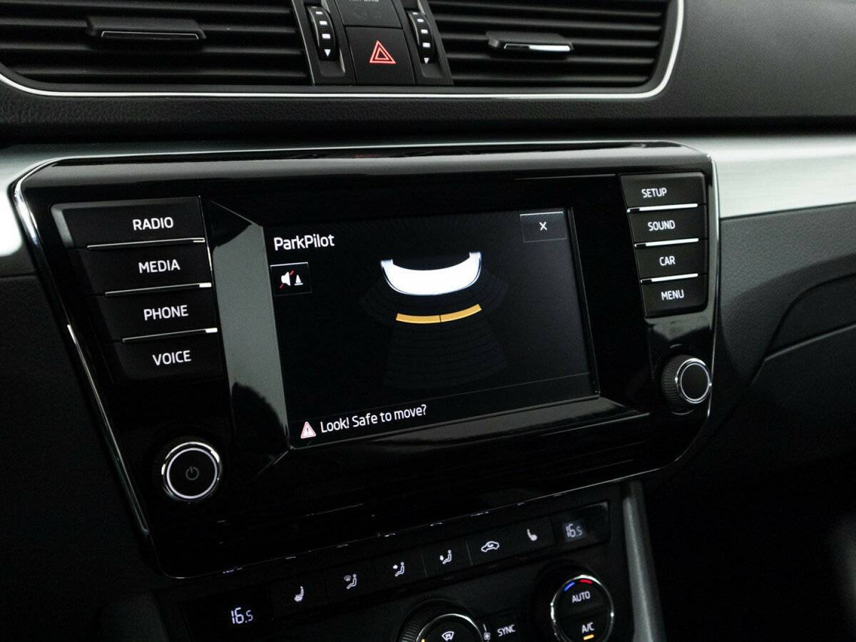 Шкода Суперб б/у, 2015, Роботизированная. Фото: #16