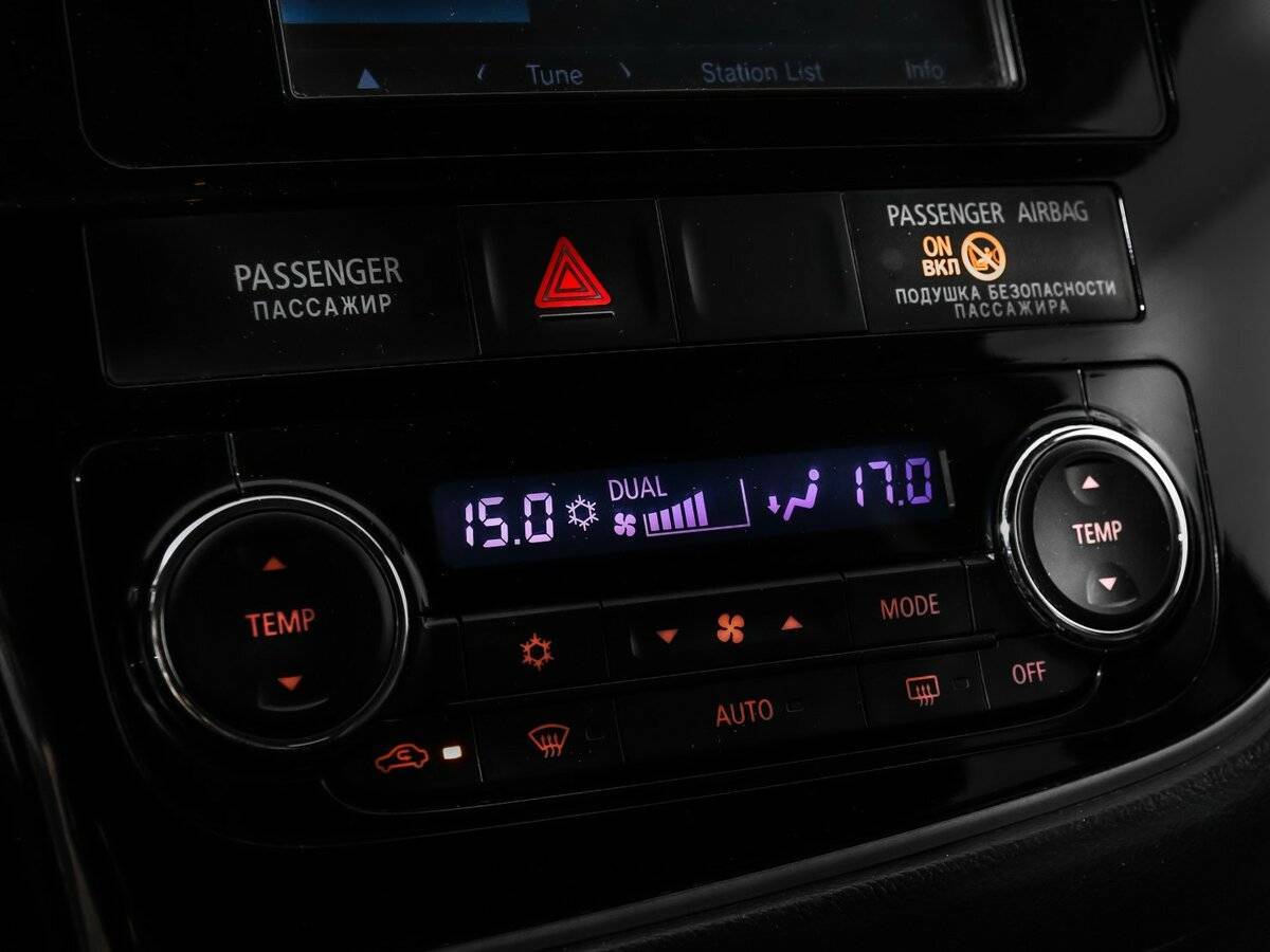 Митсубиши Оутлэндер б/у, 2015, Вариатор. Фото: #16