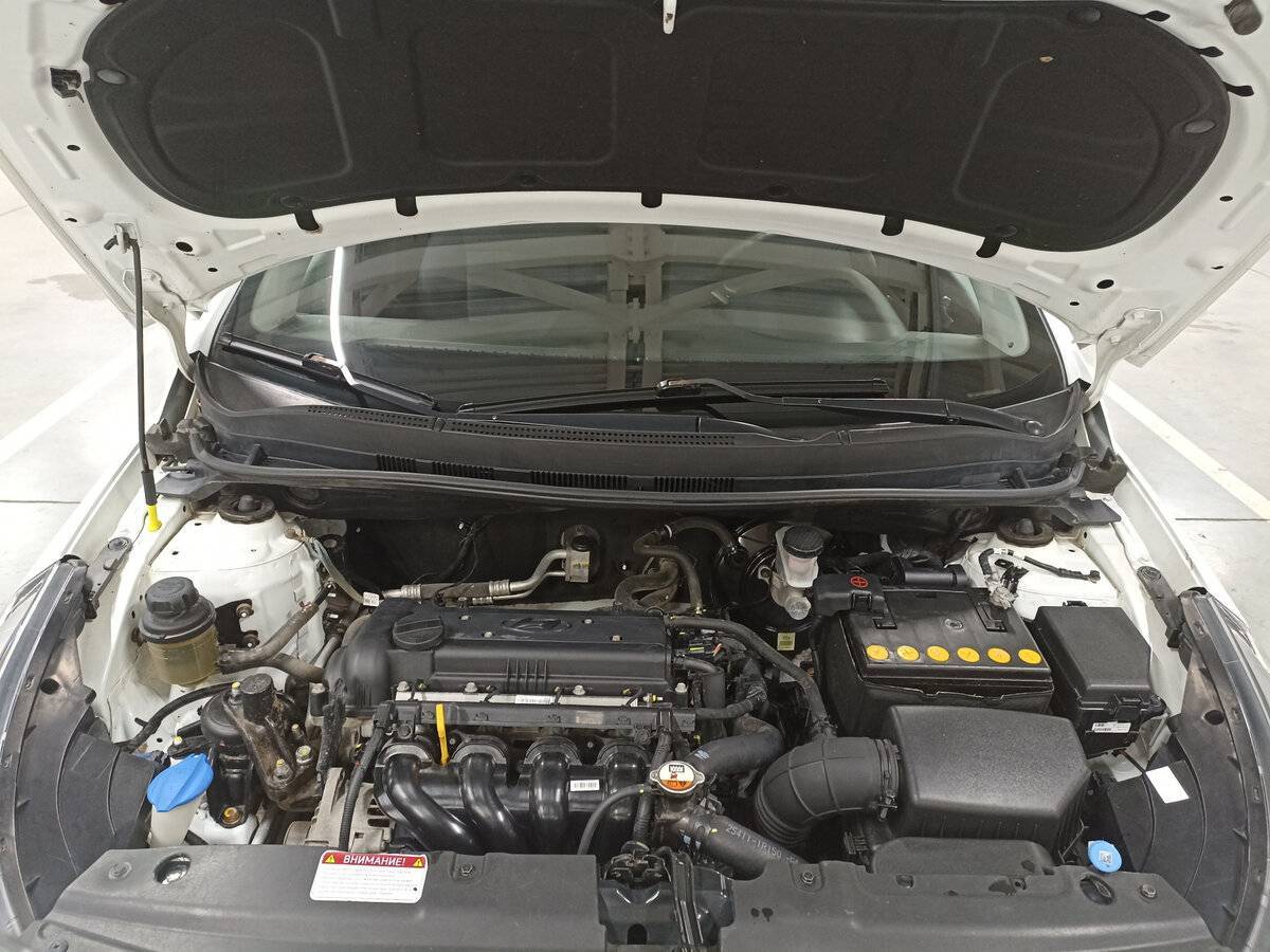 Хендай Солярис б/у, 2015, Механическая. Фото: #8