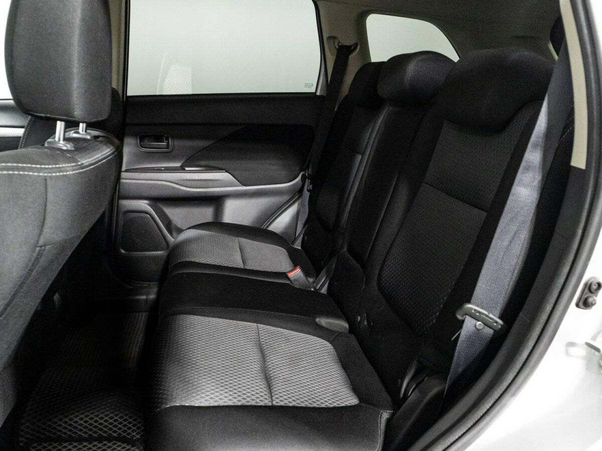 Митсубиши Оутлэндер б/у, 2017, Вариатор. Фото: #9