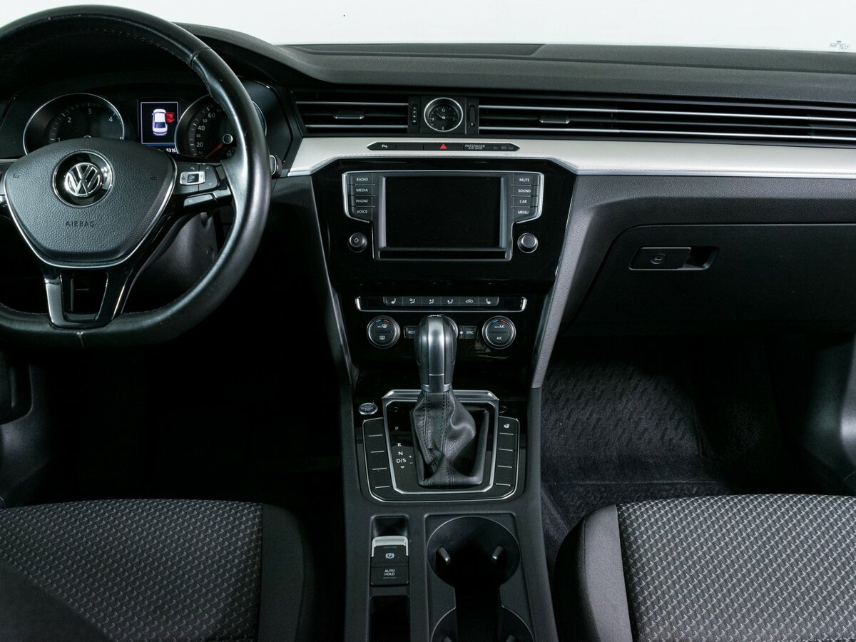 Фольксваген Пассат б/у, 2017, Роботизированная. Фото: #7