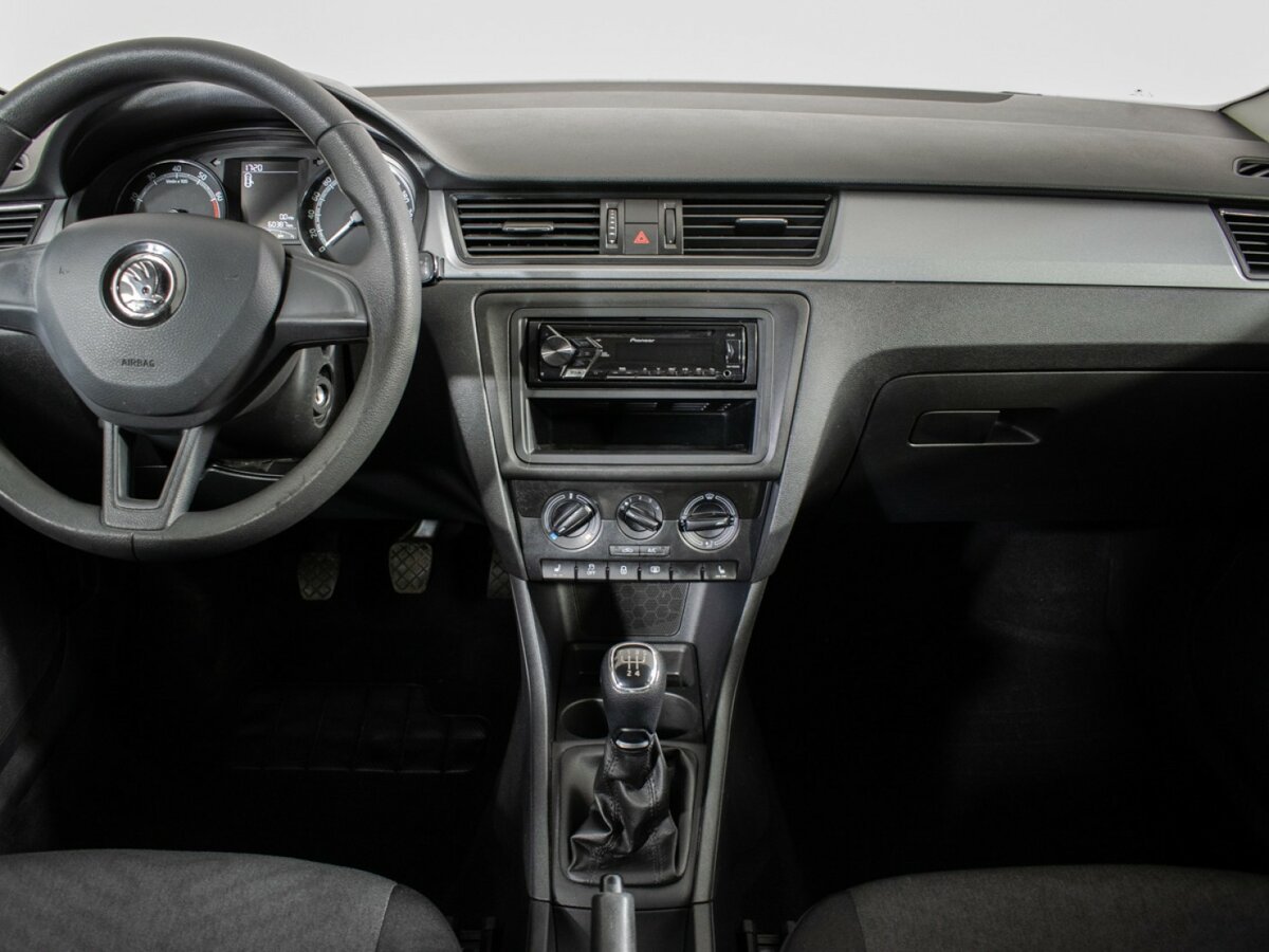 Шкода Рапид б/у, 2017, Механическая. Фото: #10