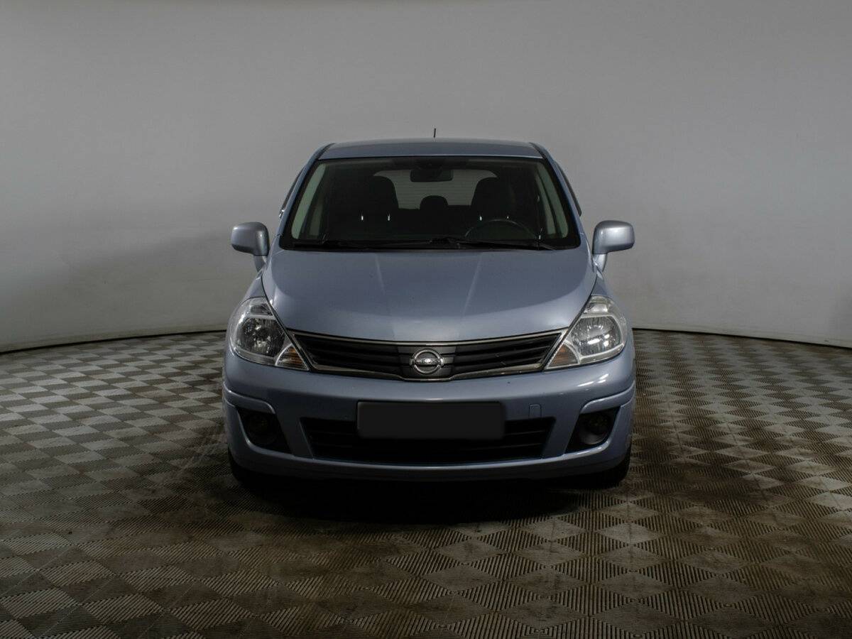 Ниссан Тиида б/у, 2013, Автоматическая. Фото: #1