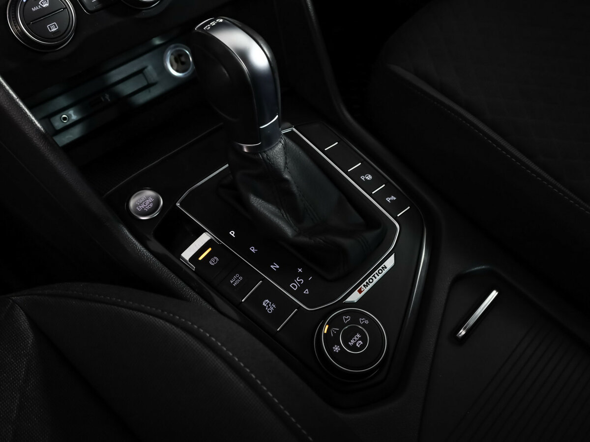 Фольксваген Тигуан б/у, 2017, Роботизированная. Фото: #16