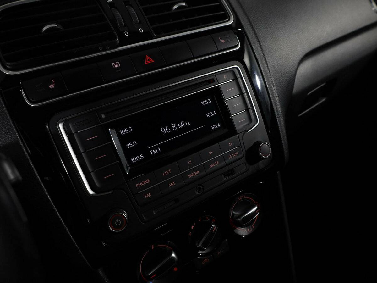 Фольксваген Поло б/у, 2017, Механическая. Фото: #13