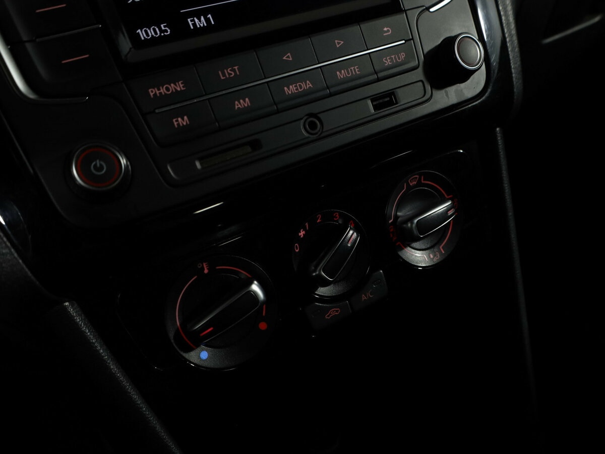 Фольксваген Поло б/у, 2017, Механическая. Фото: #14