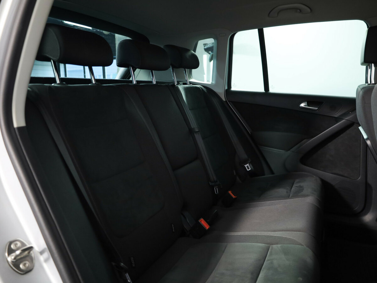 Фольксваген Тигуан б/у, 2016, Автоматическая. Фото: #12