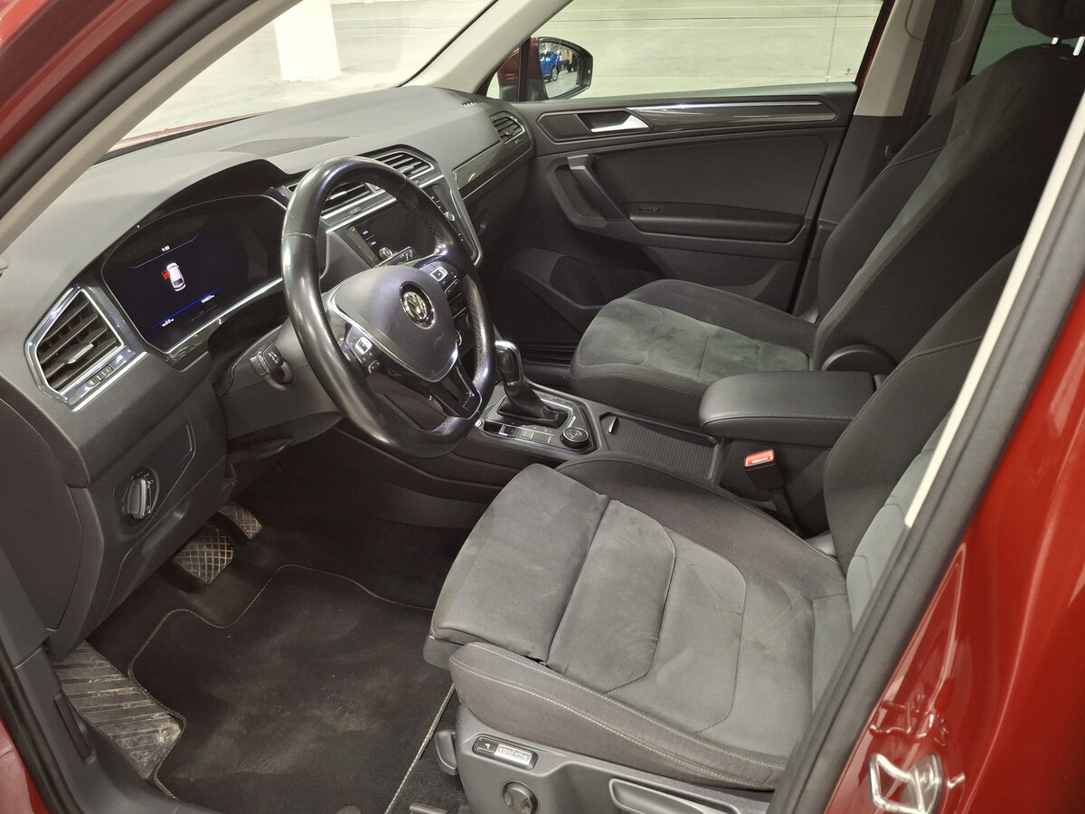 Фольксваген Тигуан б/у, 2018, Роботизированная. Фото: #15