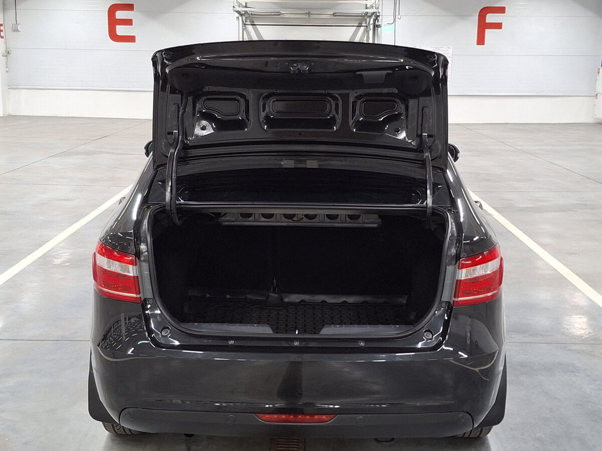 Лада (ВАЗ) Веста б/у, 2018, Механическая. Фото: #9