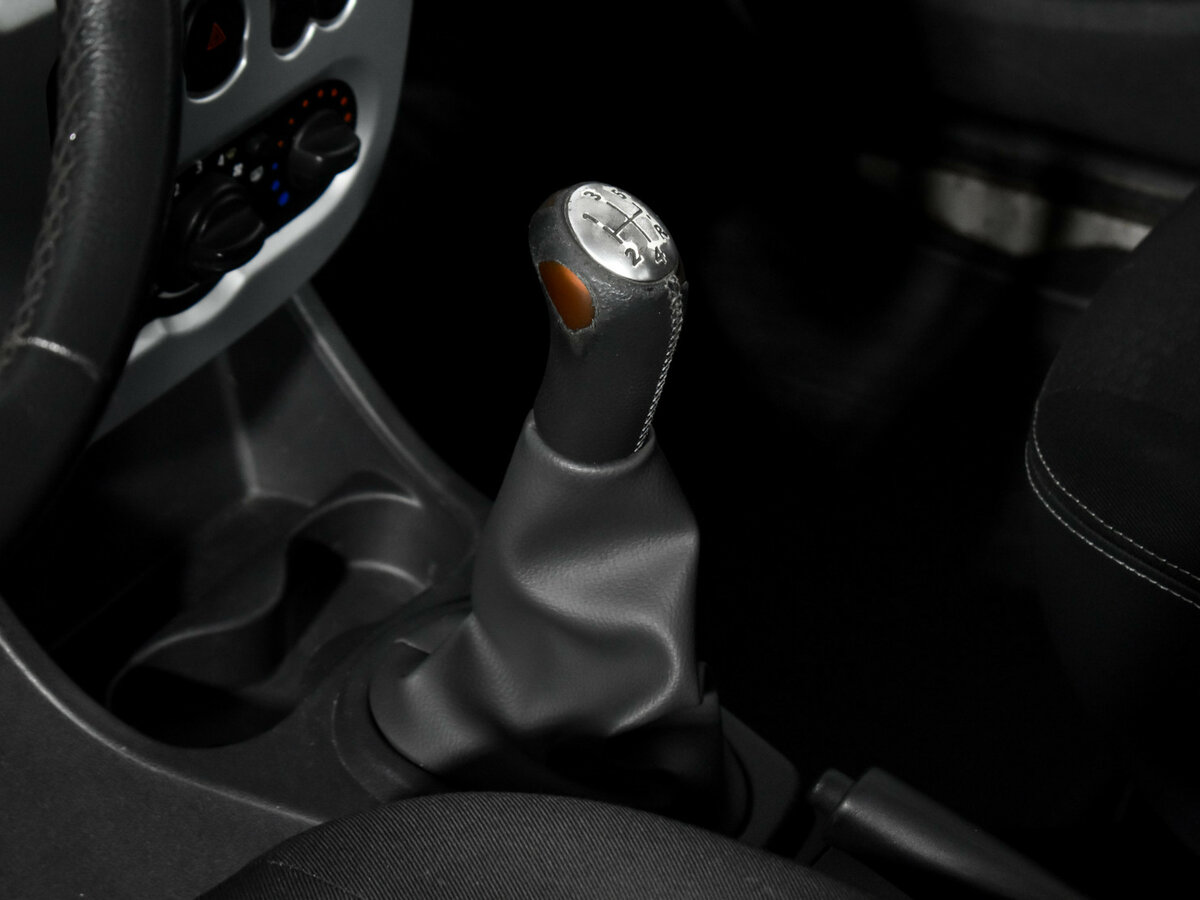 Рено Сандеро б/у, 2012, Механическая. Фото: #9