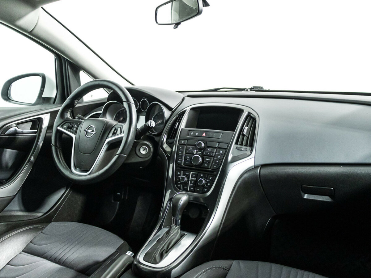 Опель Астра б/у, 2014, Автоматическая. Фото: #8