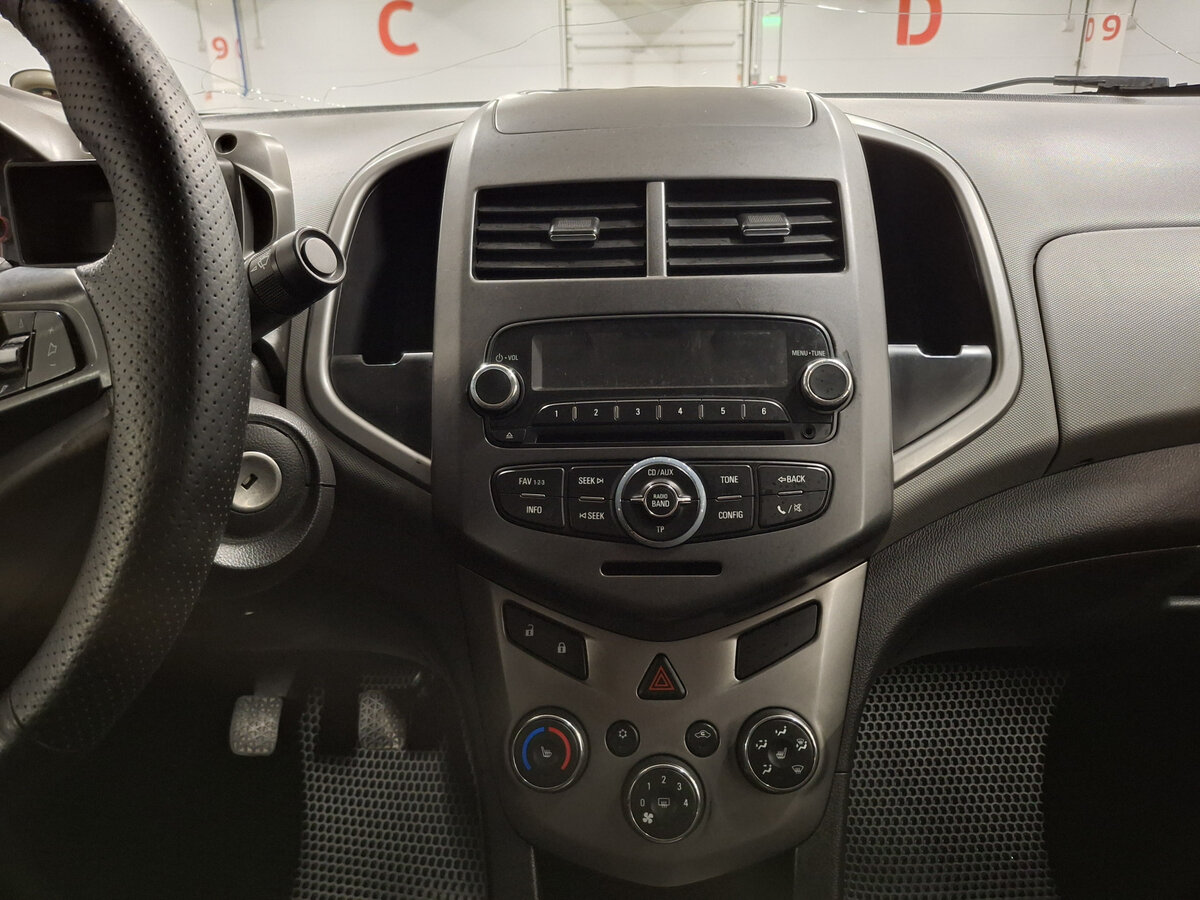 Шевроле Авео б/у, 2012, Механическая. Фото: #14