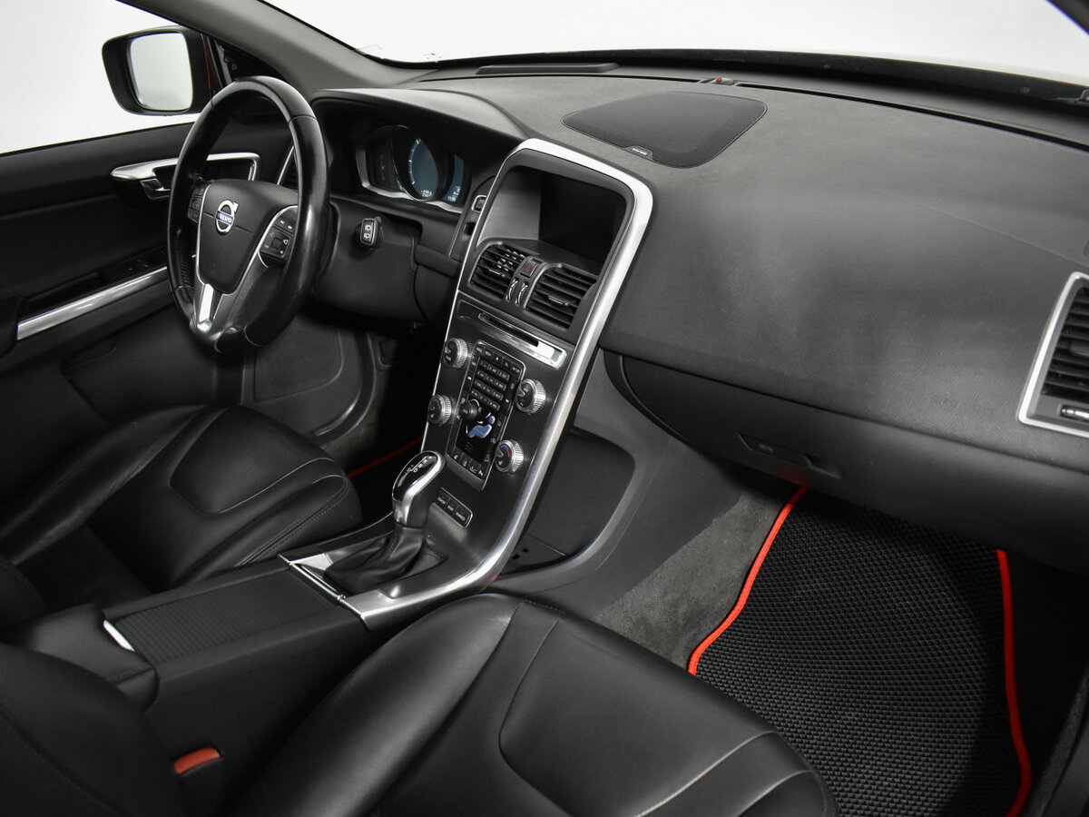 Вольво ИксЦ60 б/у, 2015, Автоматическая. Фото: #10