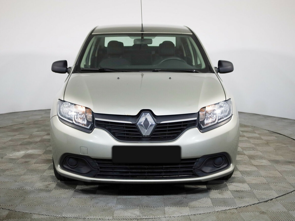 Рено Логан б/у, 2015, Механическая. Фото: #1