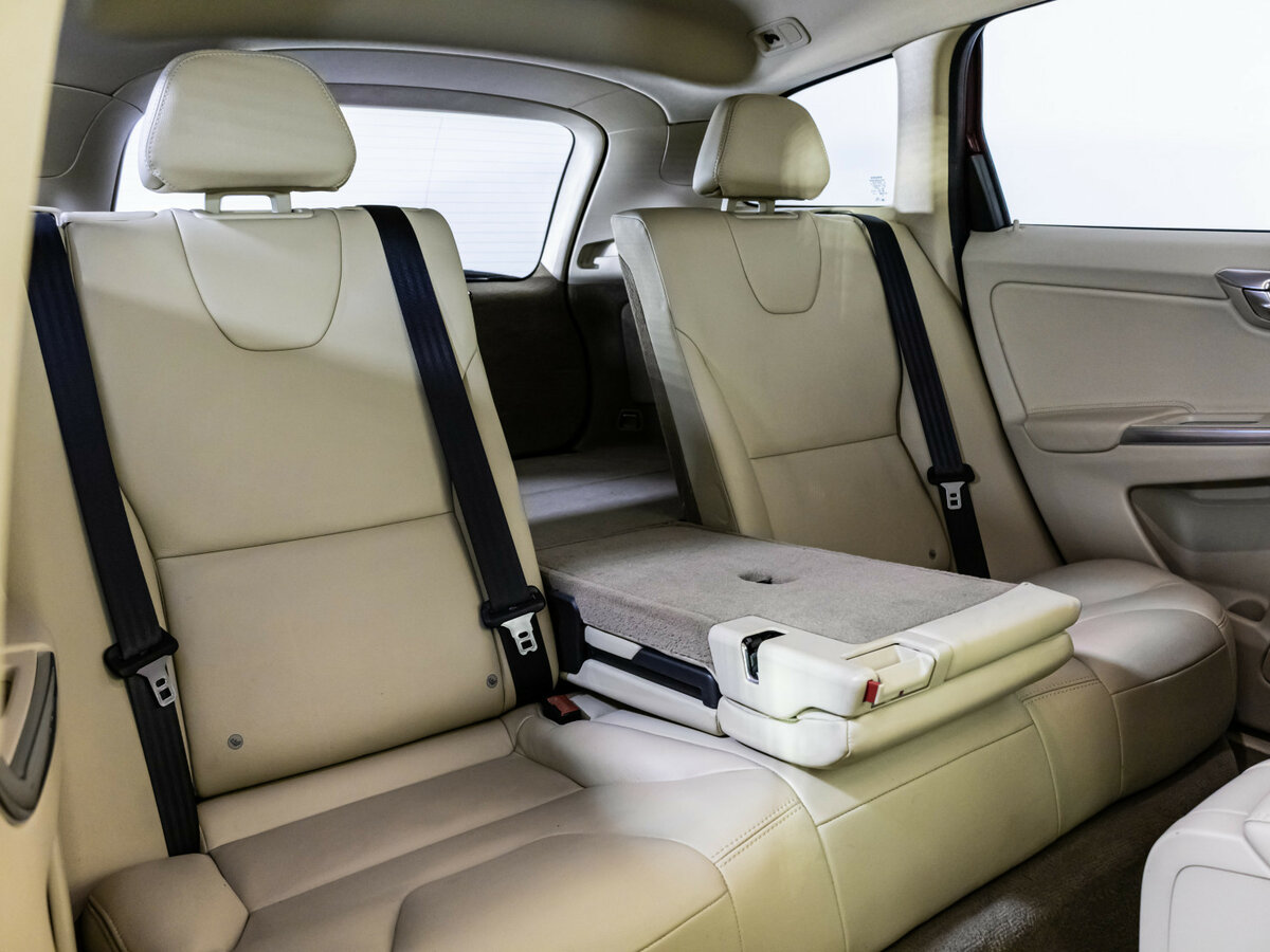 Вольво ИксЦ60 б/у, 2014, Автоматическая. Фото: #16