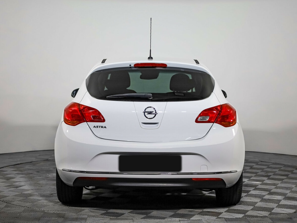 Опель Астра б/у, 2014, Автоматическая. Фото: #4