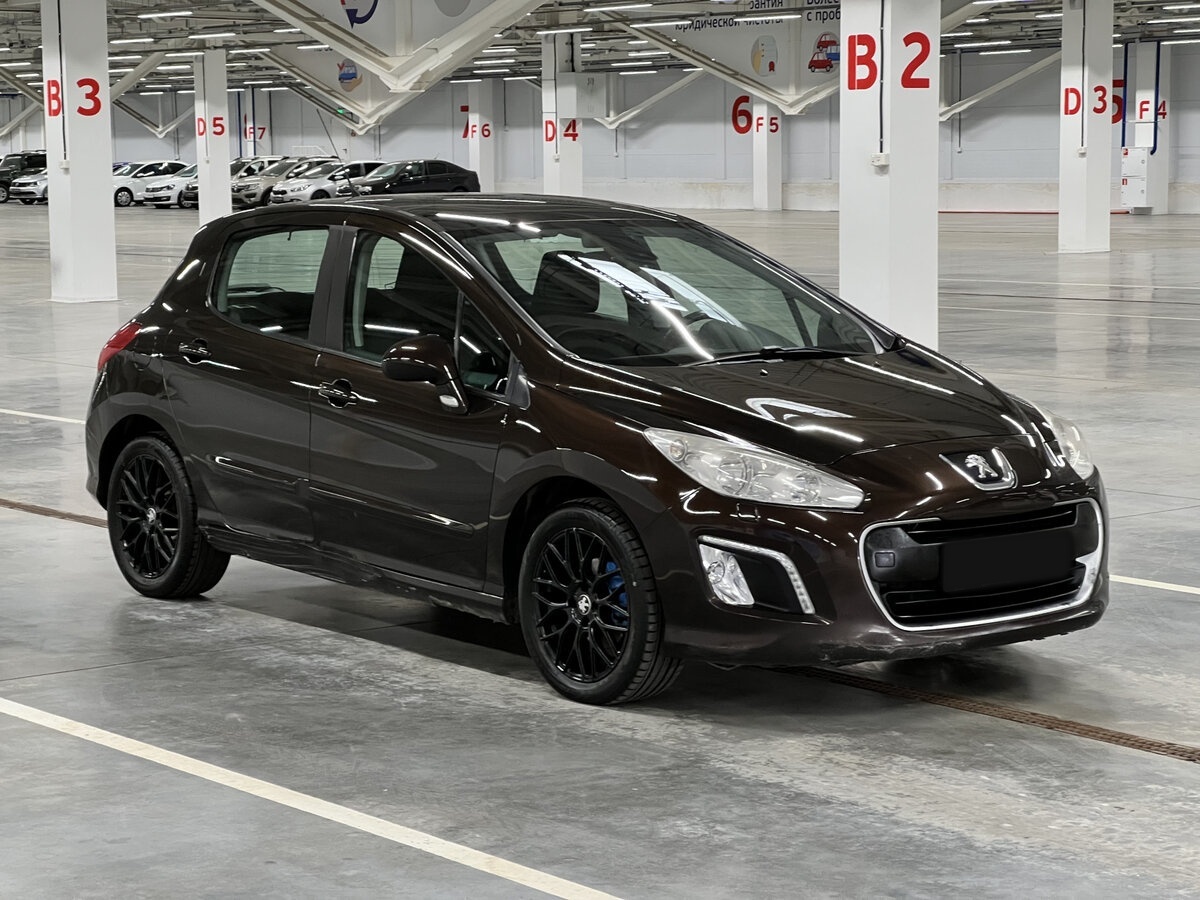 Пежо 308 б/у, 2012, Механическая. Фото: #2