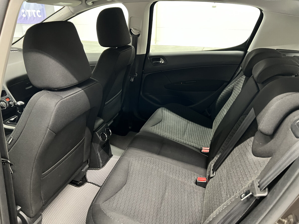 Пежо 308 б/у, 2012, Механическая. Фото: #11