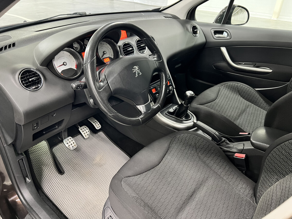Пежо 308 б/у, 2012, Механическая. Фото: #14