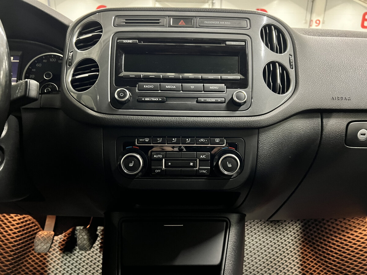 Фольксваген Тигуан б/у, 2014, Механическая. Фото: #14