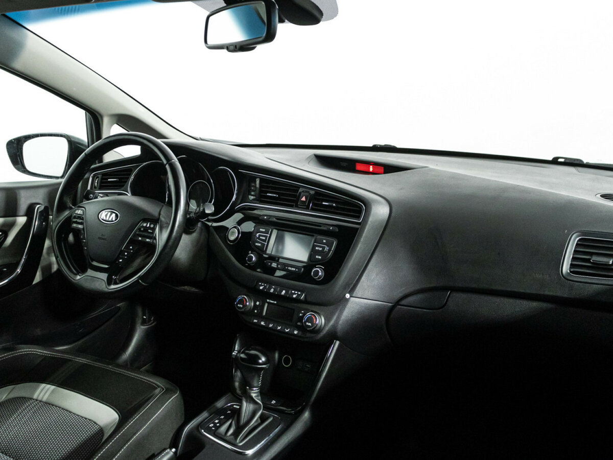 Киа Сид б/у, 2015, Роботизированная. Фото: #8