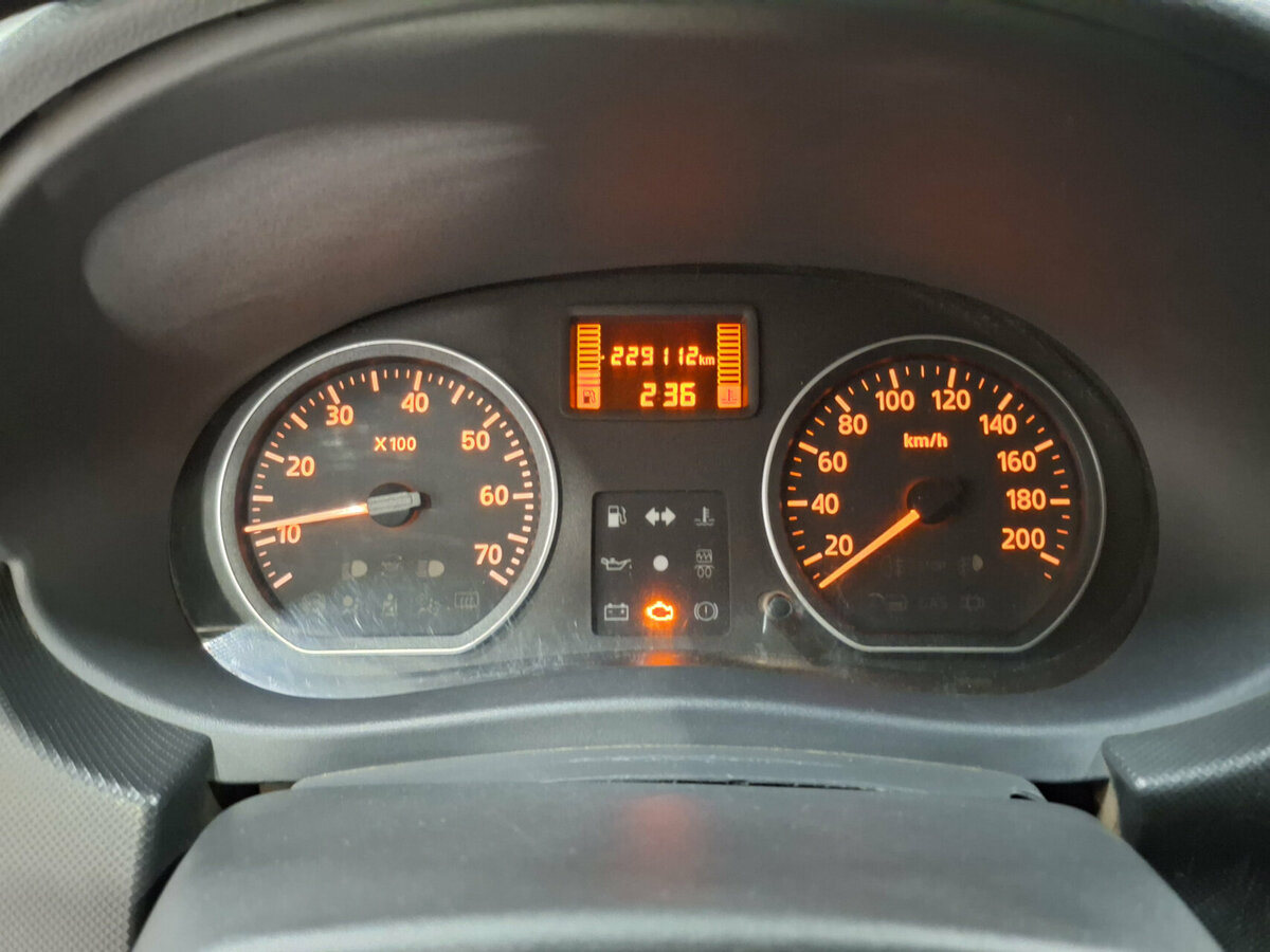 Рено Логан б/у, 2012, Механическая. Фото: #12