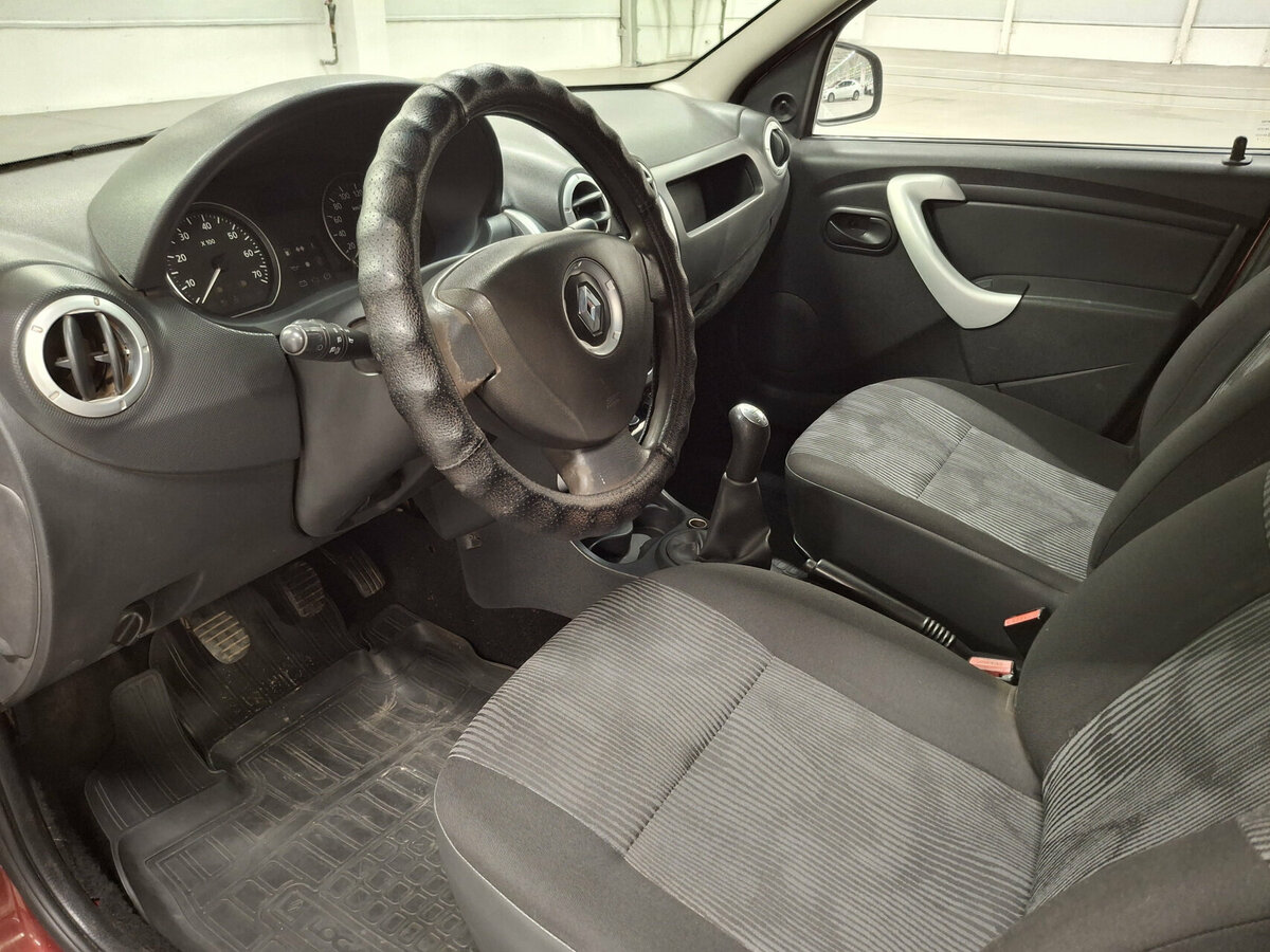 Рено Логан б/у, 2012, Механическая. Фото: #15