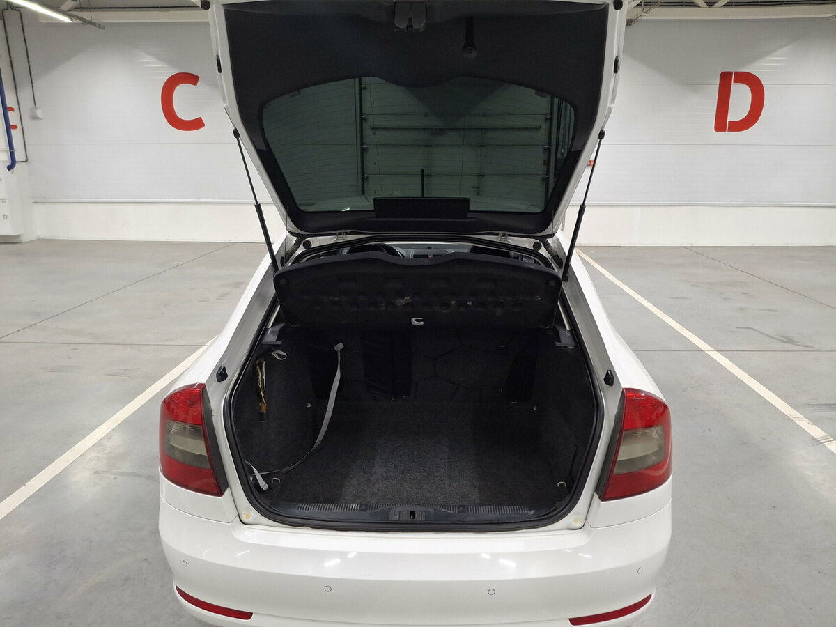 Шкода Октавия б/у, 2012, Механическая. Фото: #9